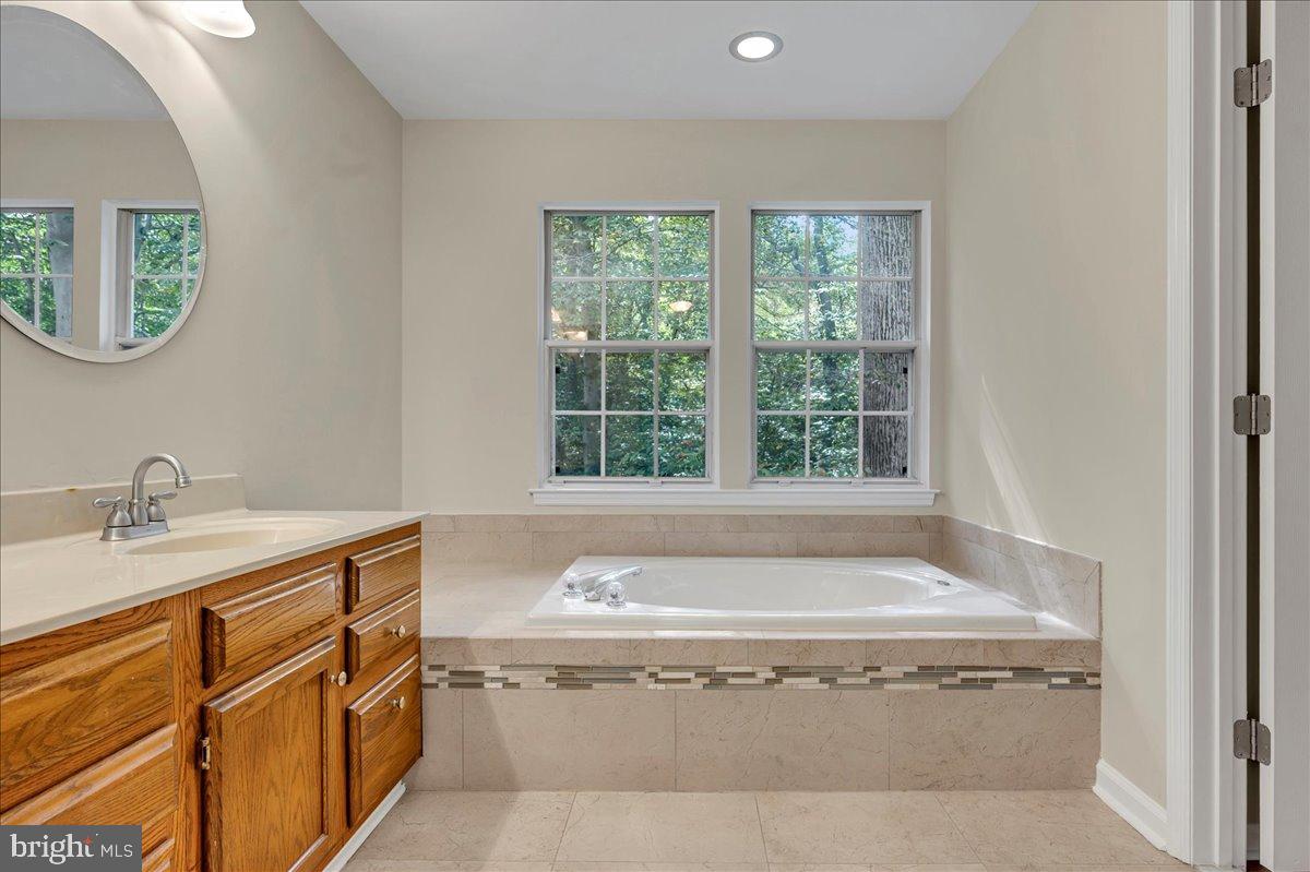 BALMORAL - Residential