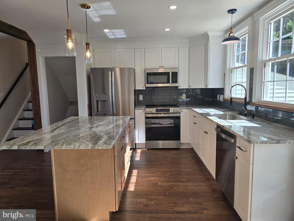 Photo of 972 Windsor Road, WARMINSTER, PA 18974 (MLS # PABU2133262)