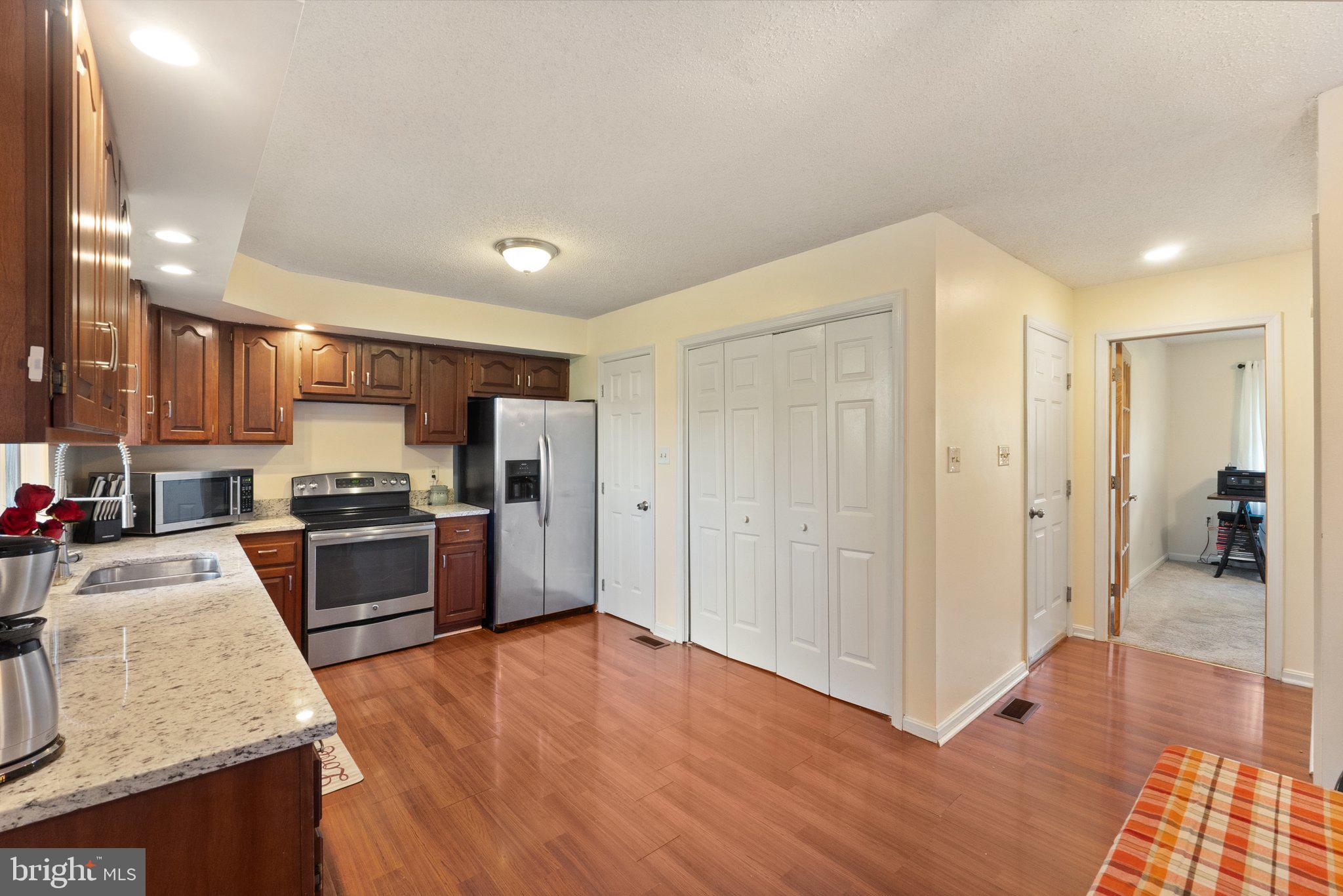 NORWOOD - Residential