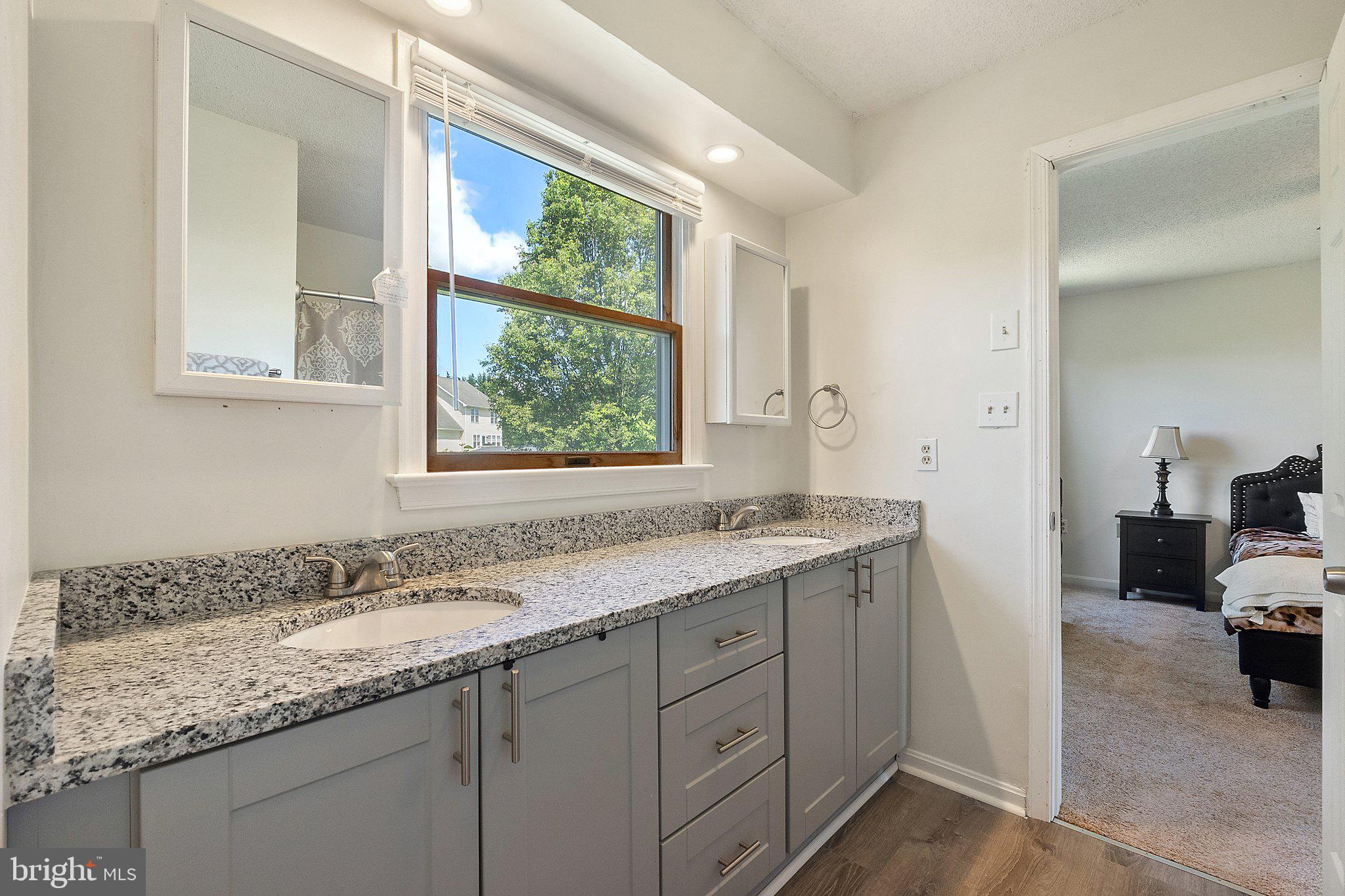 NORWOOD - Residential