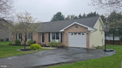 139 Dartmouth Lane, Falling Waters, WV 25419 - MLS#: WVBE2039028