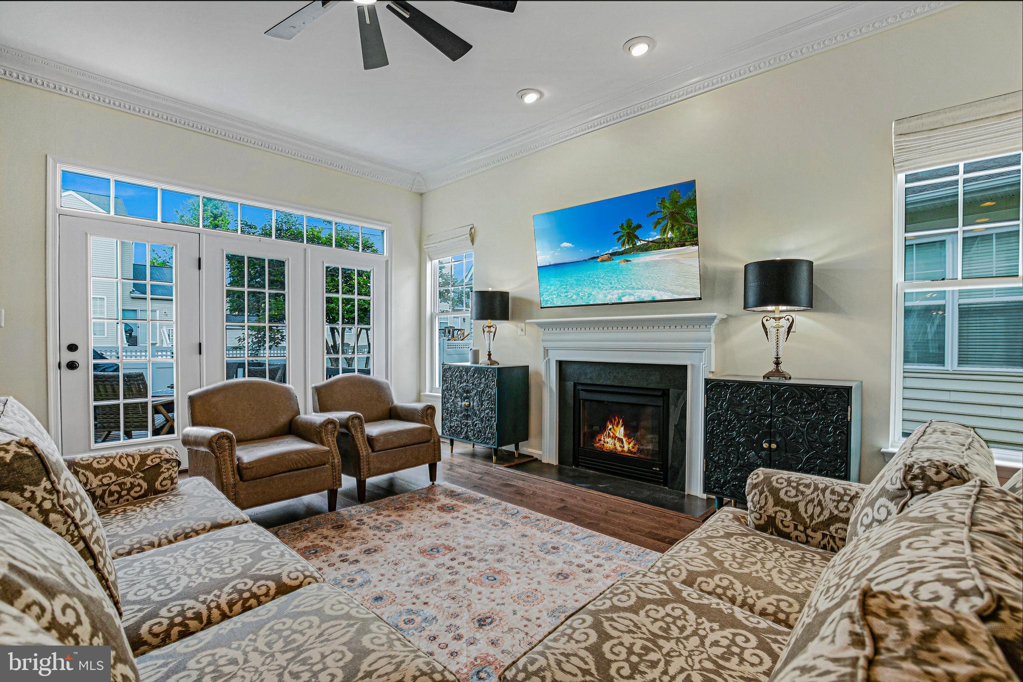 LAKE POINT ROUND HILL - Residential