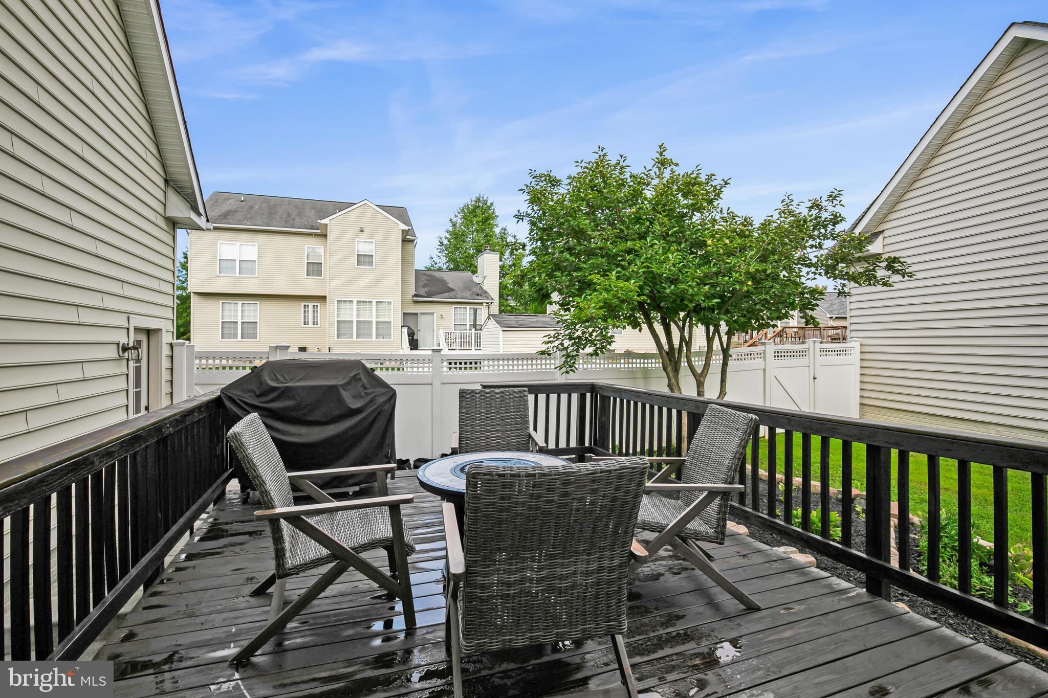 LAKE POINT ROUND HILL - Residential