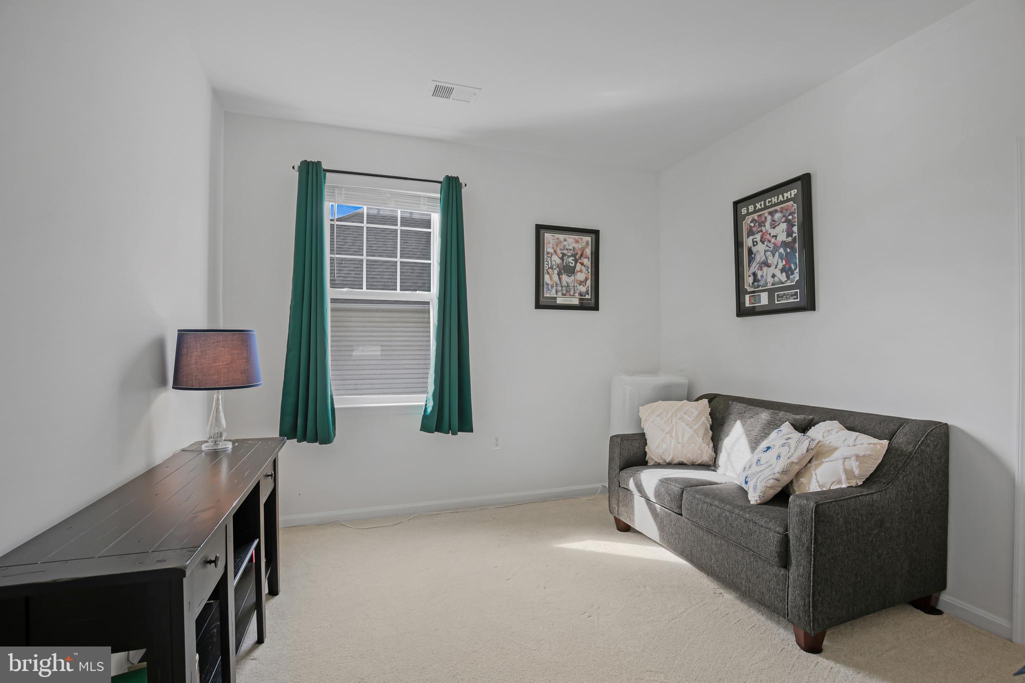 LAKE POINT ROUND HILL - Residential