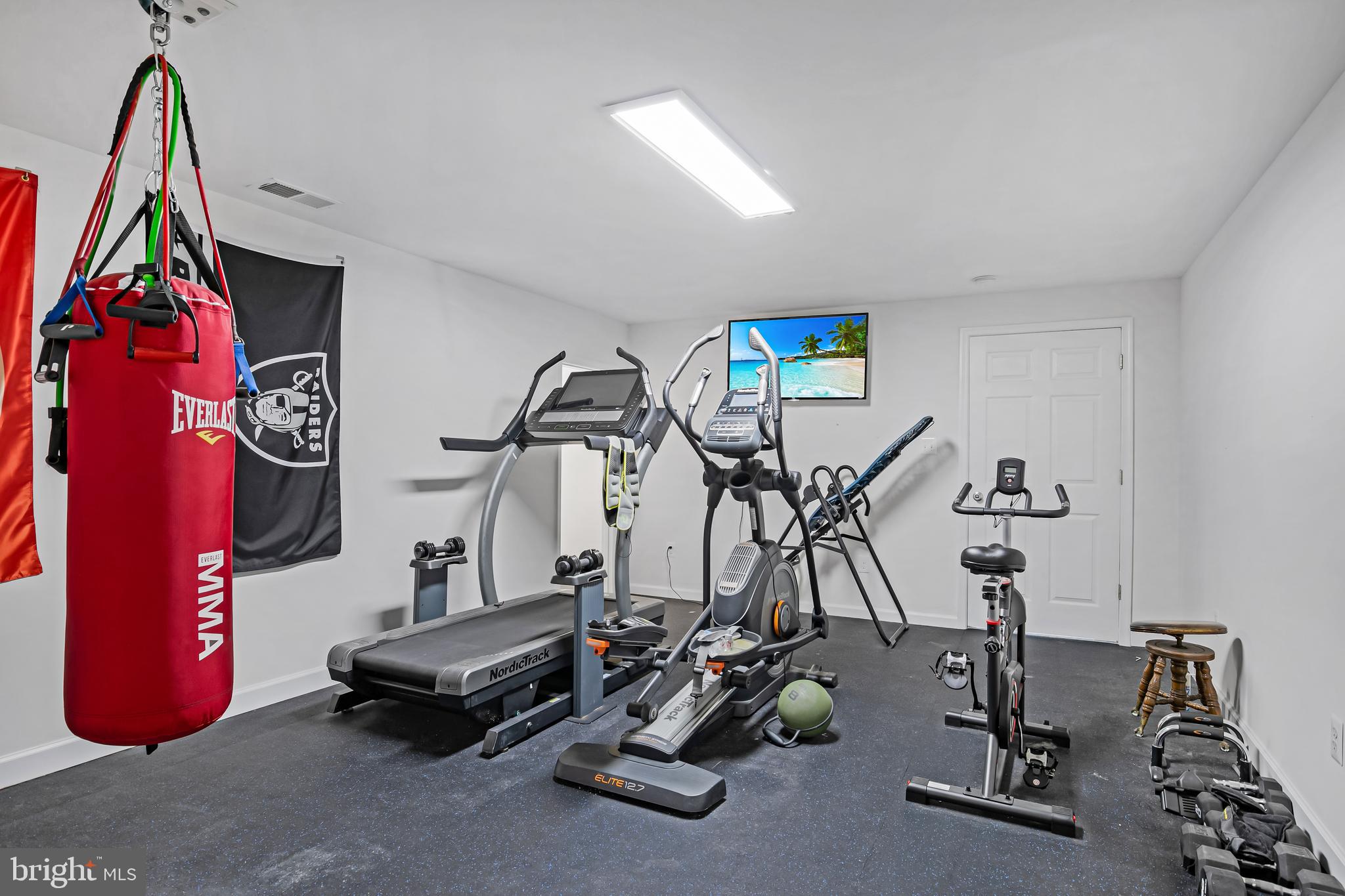 LAKE POINT ROUND HILL - Residential