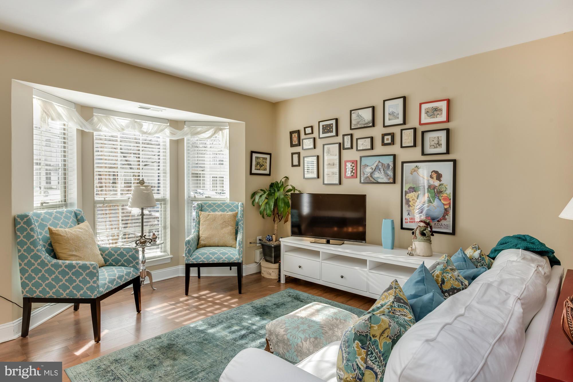 MARINERS LANDING - Residential