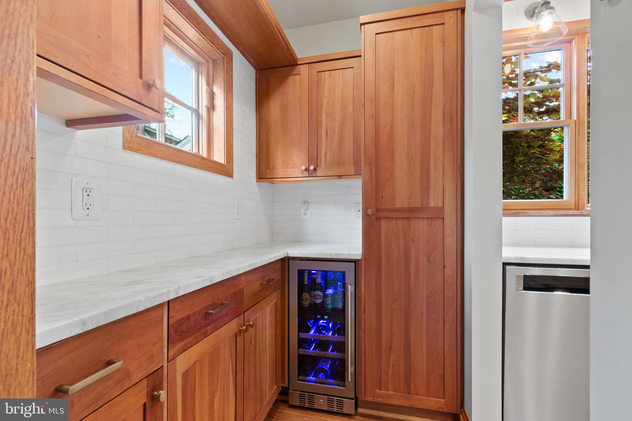 ARLINGTON HEIGHTS - Residential