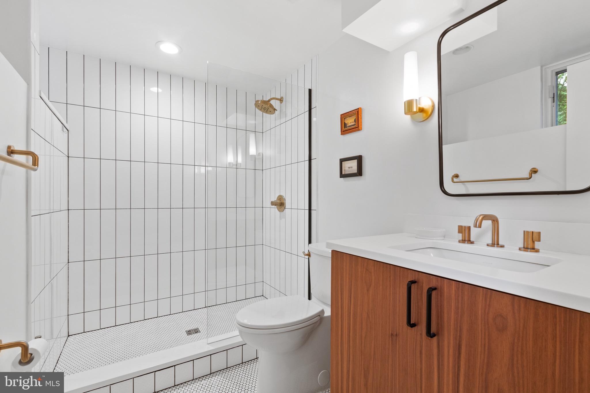 ARLINGTON HEIGHTS - Residential