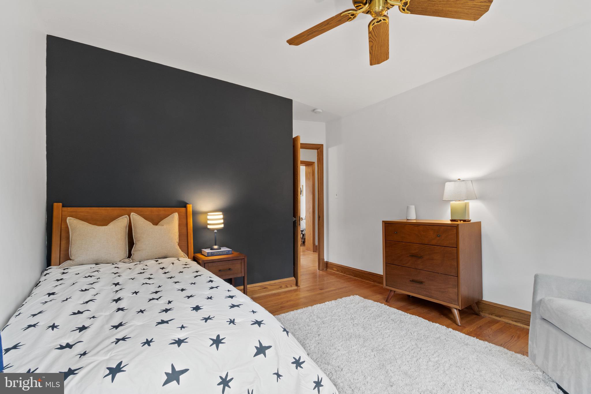 ARLINGTON HEIGHTS - Residential