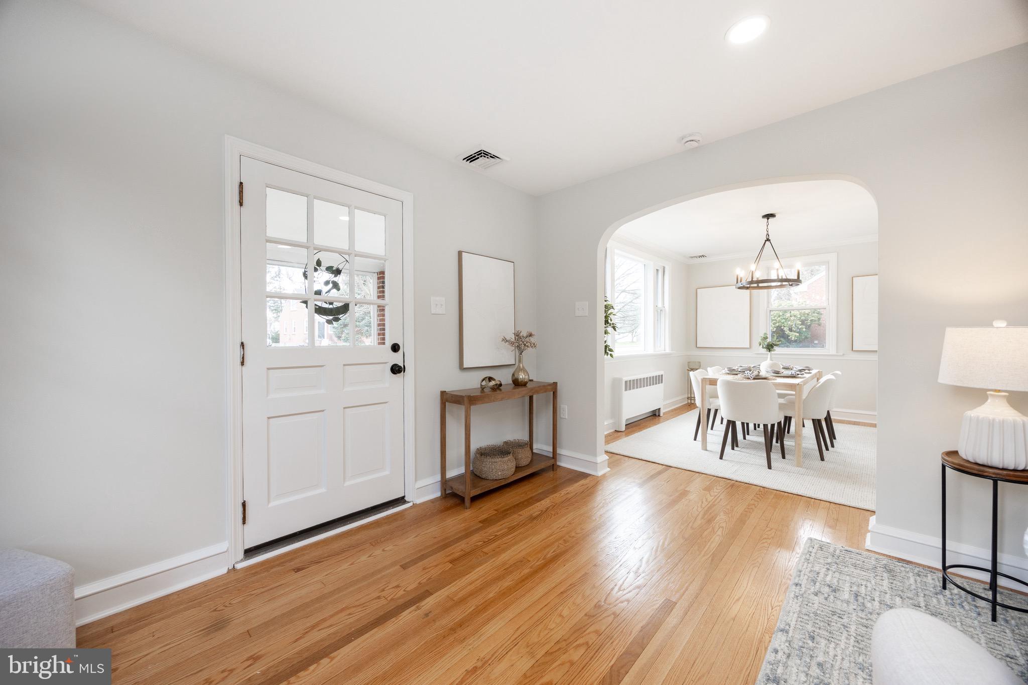 COLONIAL PARK - Residential