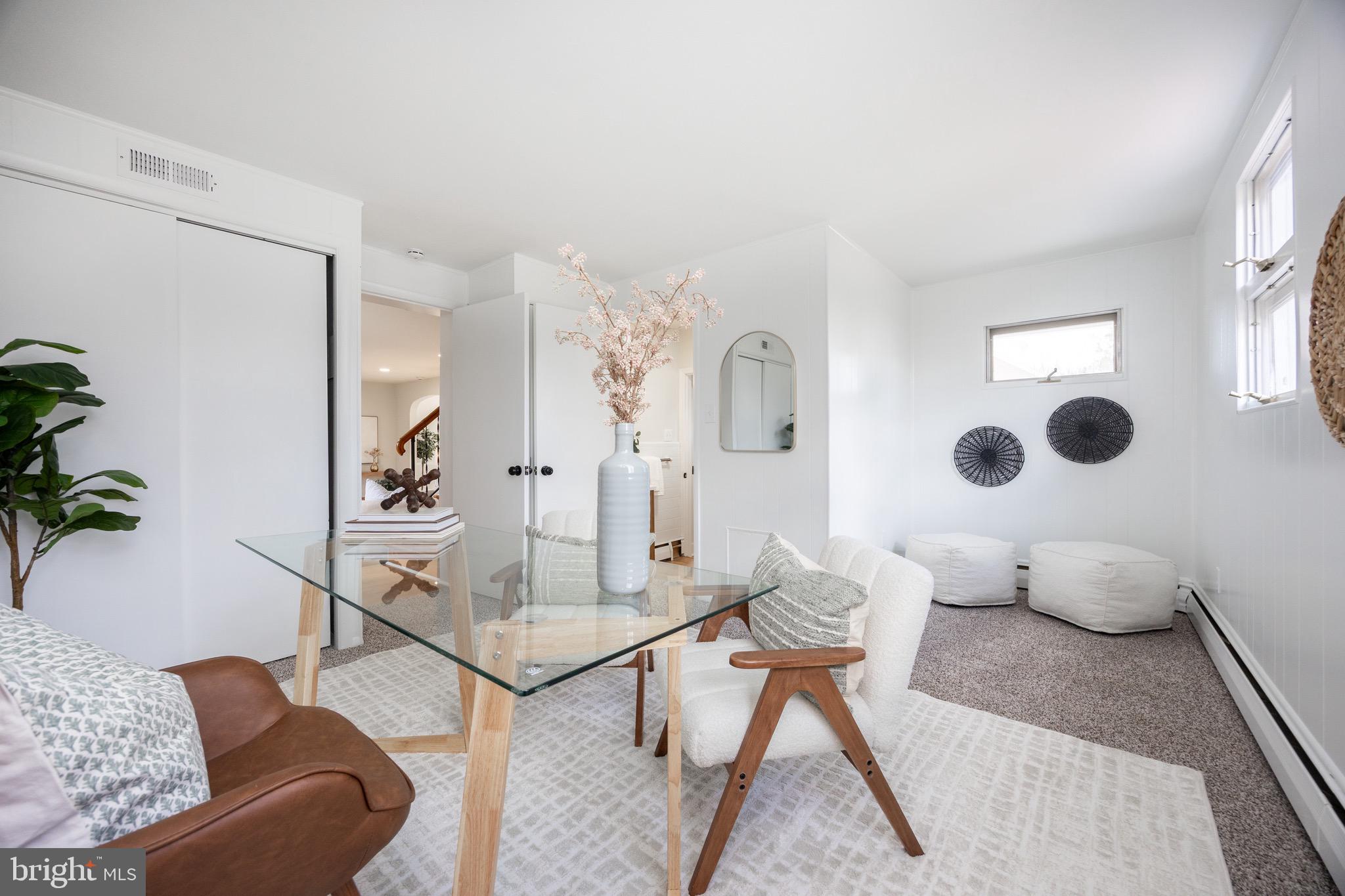 COLONIAL PARK - Residential