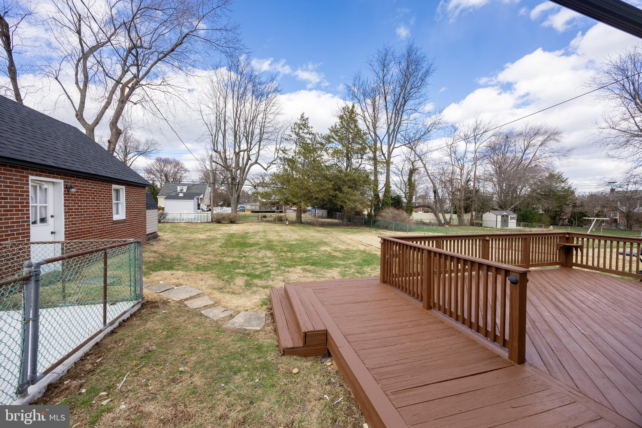 COLONIAL PARK - Residential