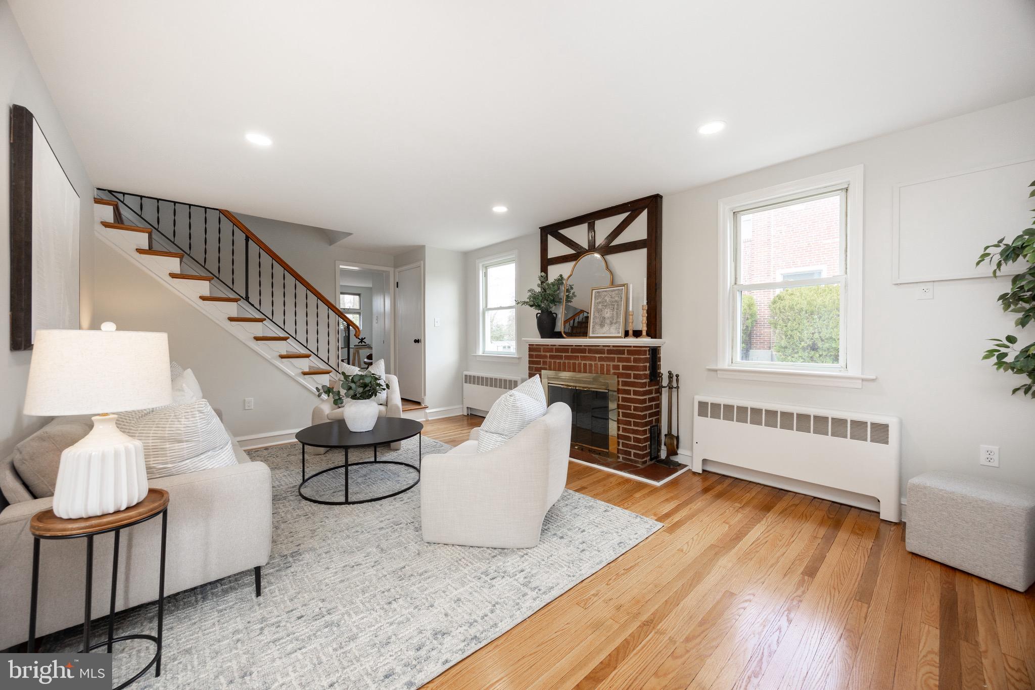 COLONIAL PARK - Residential