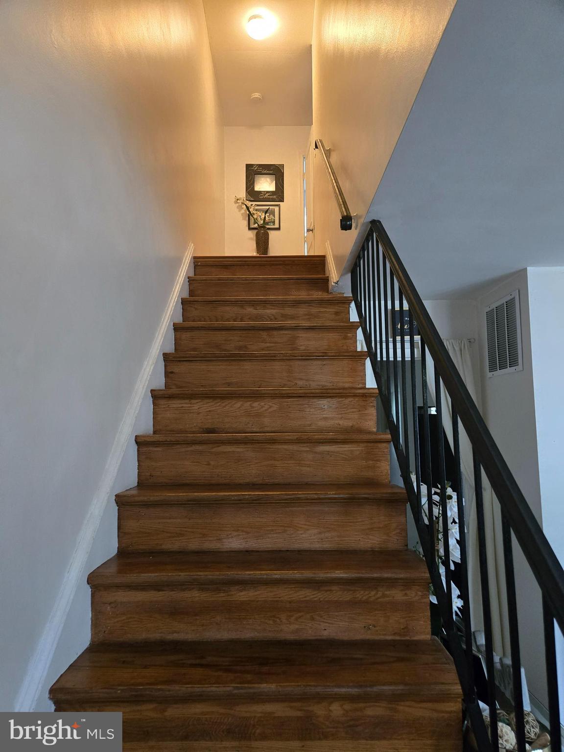 INDIAN VILLAGE IND HEAD - Residential