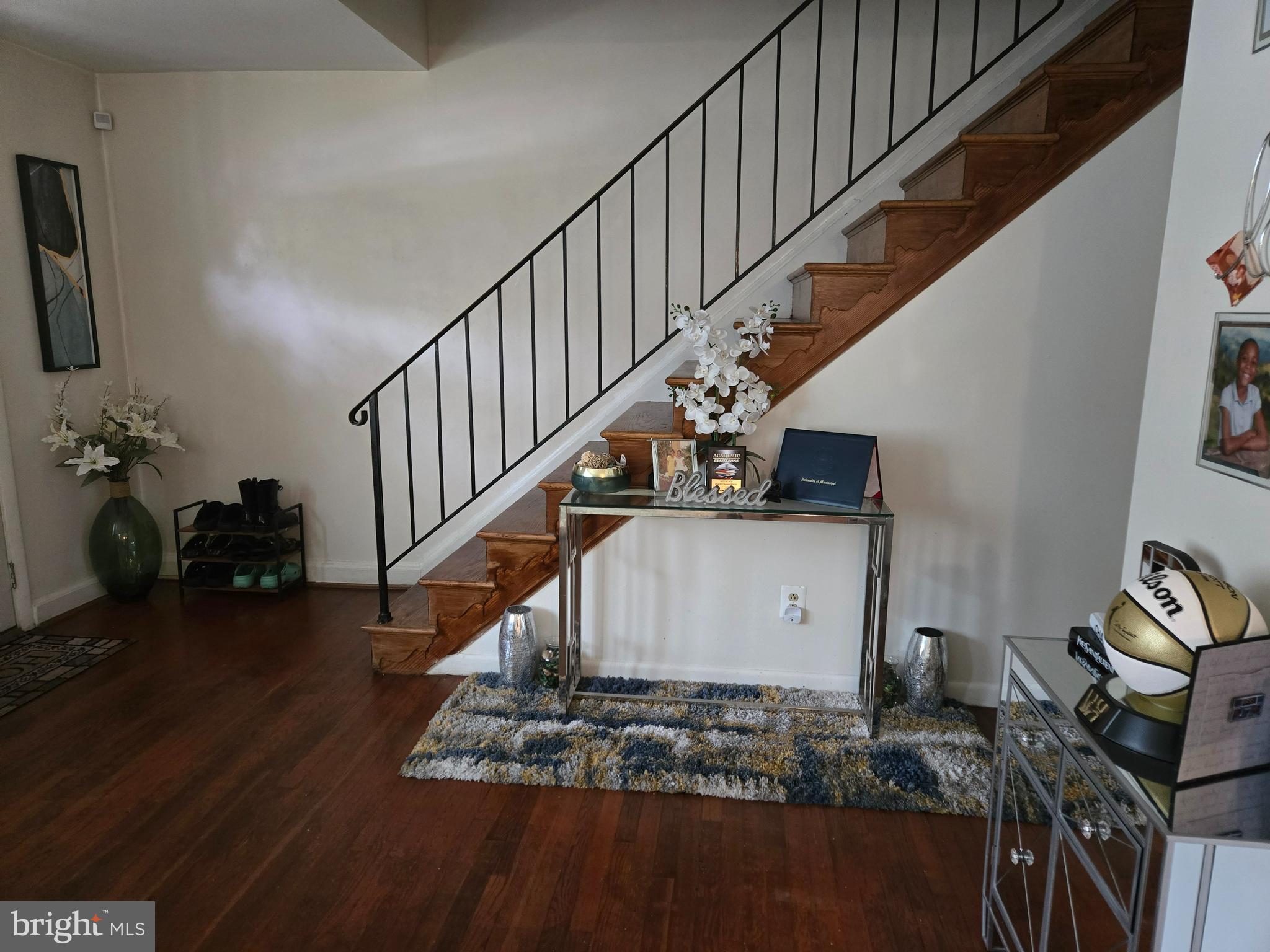 INDIAN VILLAGE IND HEAD - Residential