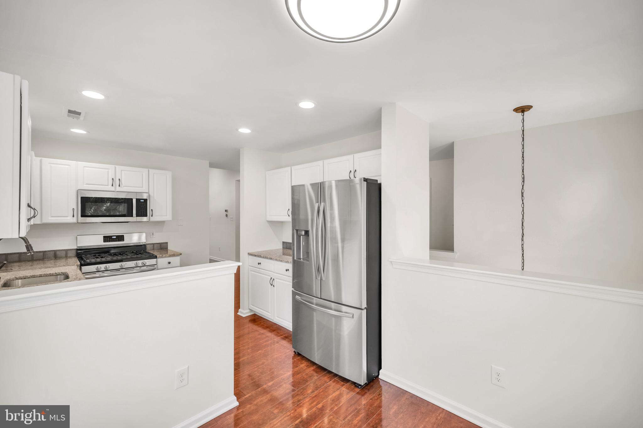 BROOKSTONE - Residential
