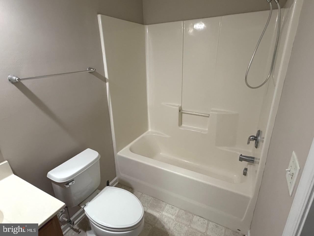 BELLE AYRE - Residential