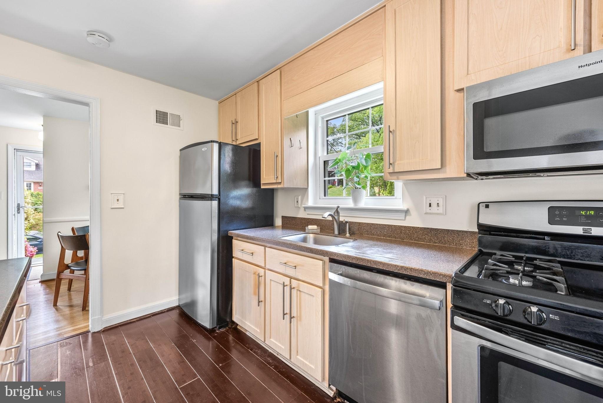 BRADDOCK HEIGHTS - Residential