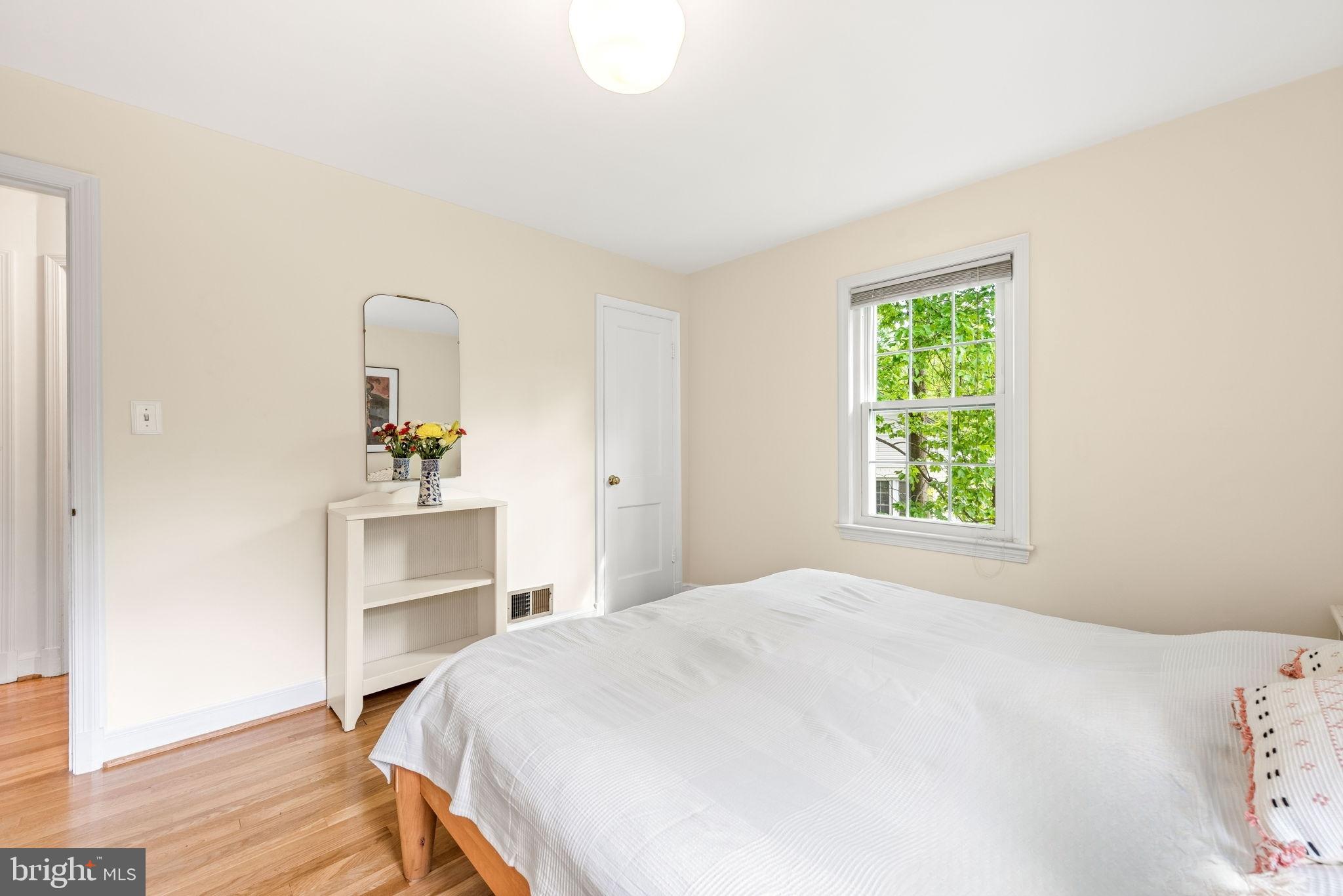 BRADDOCK HEIGHTS - Residential