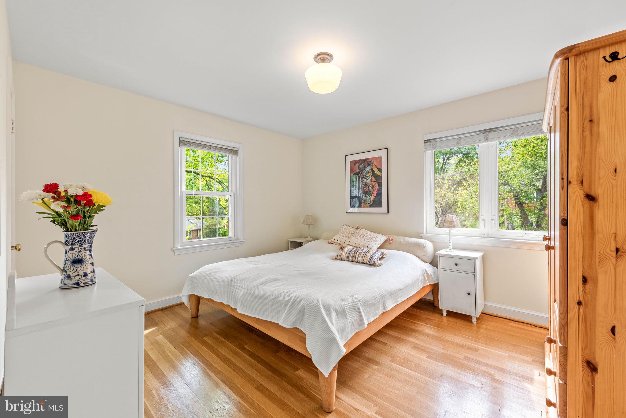 BRADDOCK HEIGHTS - Residential