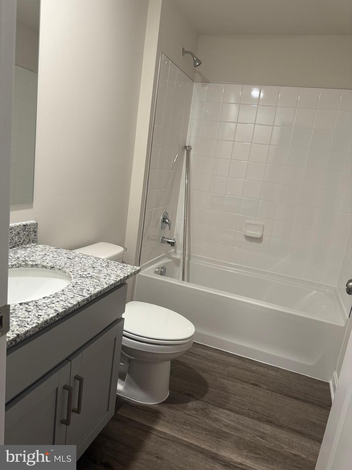 WEST WIND - Residential Lease