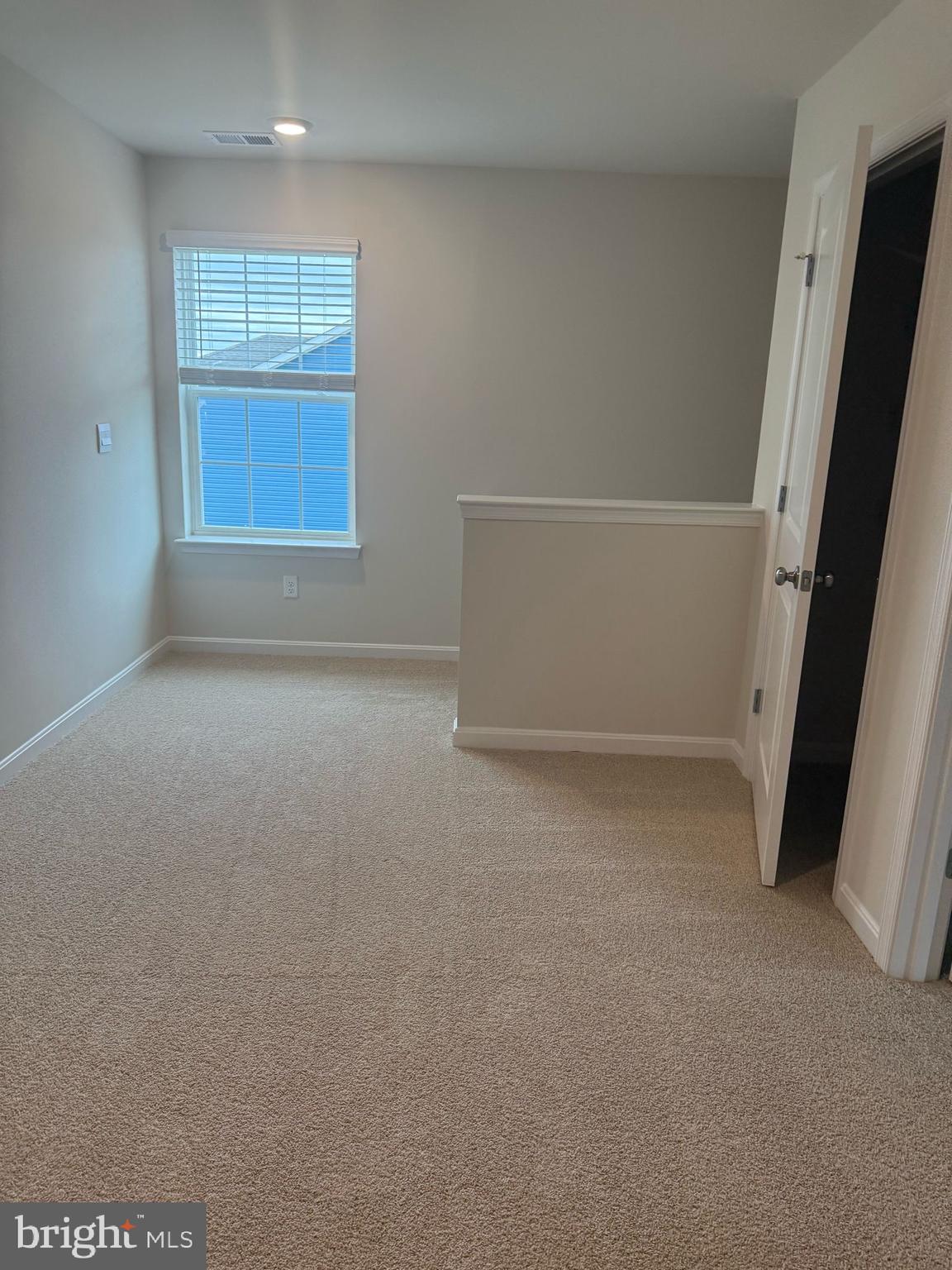 WEST WIND - Residential Lease