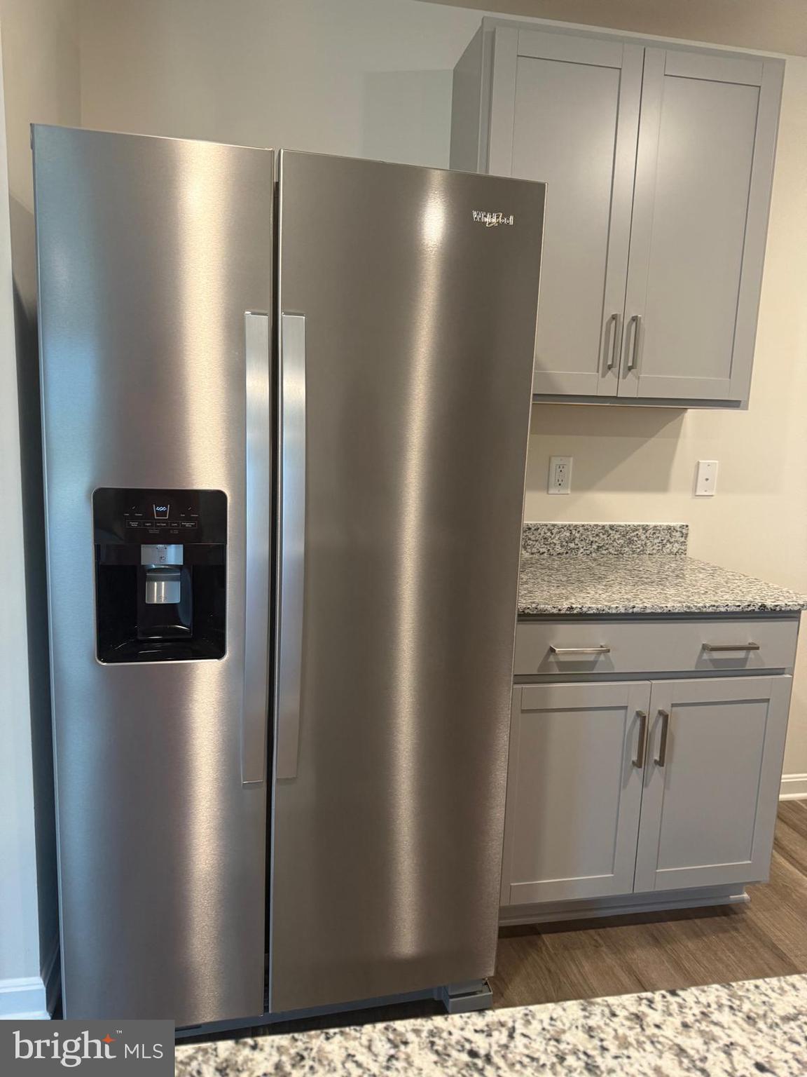 WEST WIND - Residential Lease