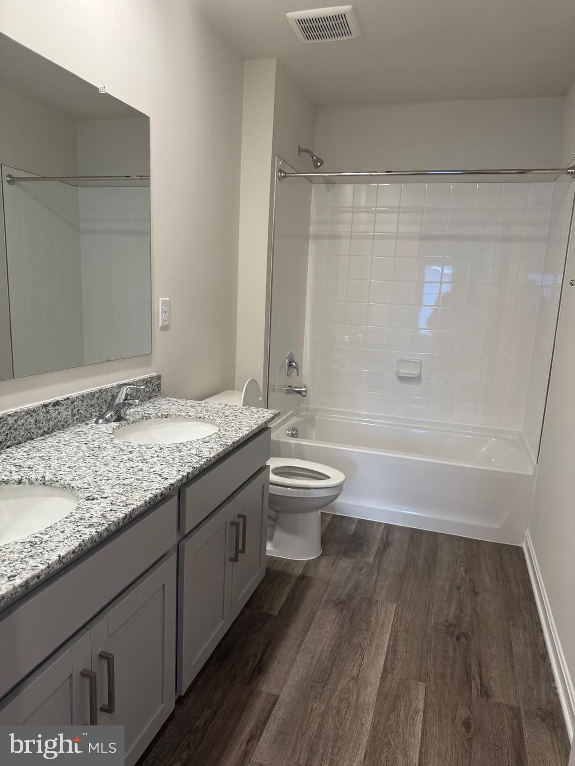 WEST WIND - Residential Lease