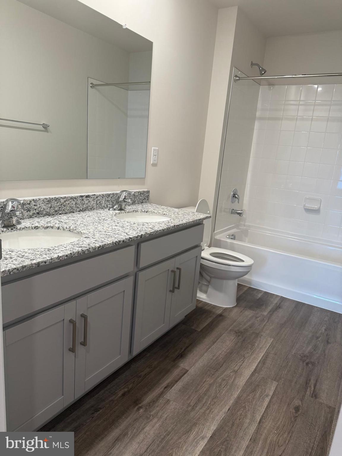 WEST WIND - Residential Lease