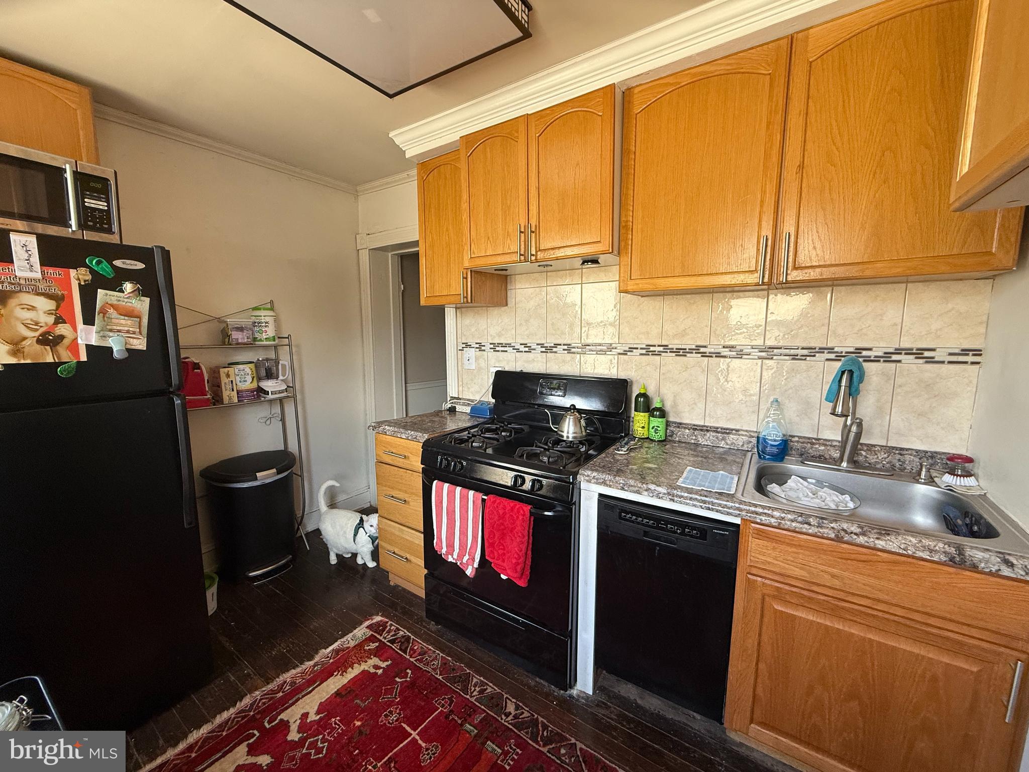 HAMPDEN HISTORIC DISTRICT - Residential Lease