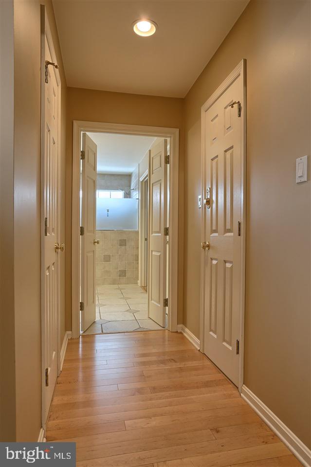 JACOBS CREEK - Residential