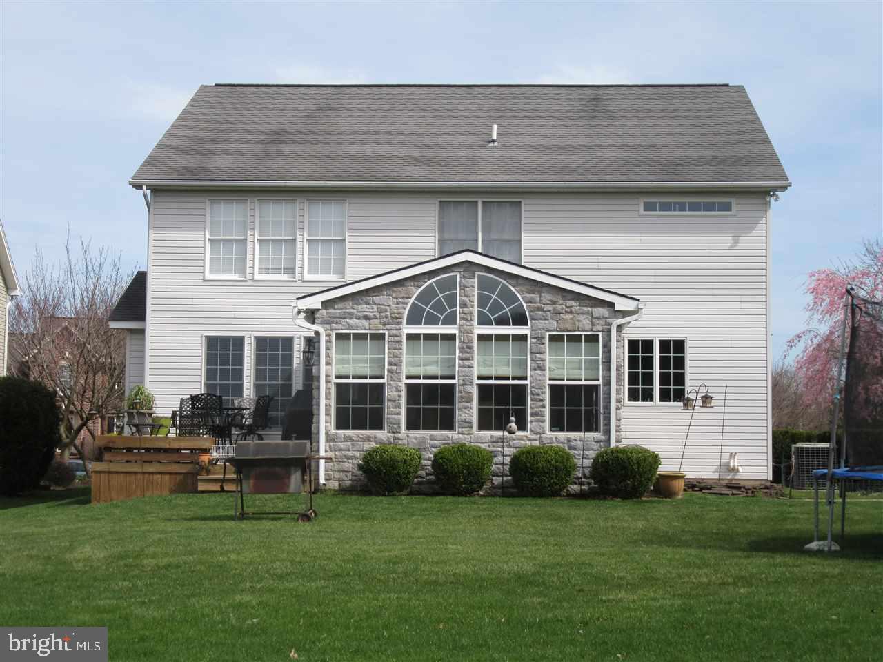 JACOBS CREEK - Residential