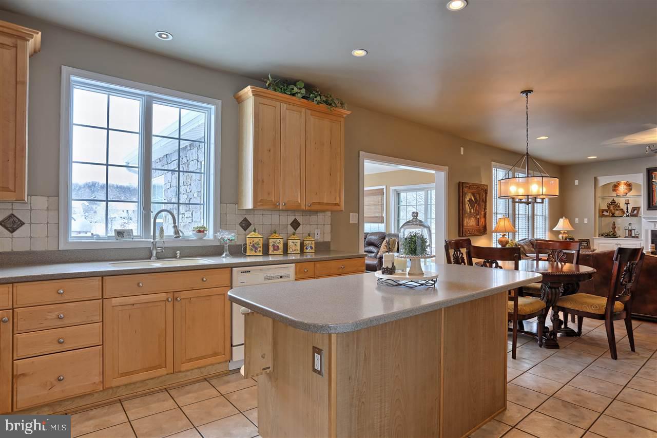 JACOBS CREEK - Residential