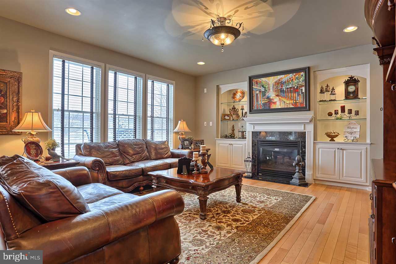 JACOBS CREEK - Residential
