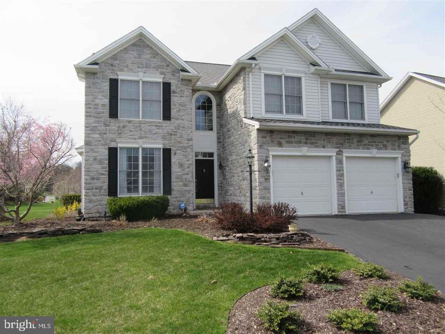 Spacious & Unique w/flexible floor plan-upgrades throughout. Wood floors on both levels, 9' ceilings on 1st fl, living room w/built ins and fireplace, 4 season room with vaulted ceiling, large kitchen & open layout. Amenities include: first fl guest bedroom, Master suite w/tiled walk in shower & 3 walk in closets, BR 2 w/own bath & walk-in closet, BR 3&4 used as 1 suite or can be separate bedrooms. Common space to rear & side-community features walking trails & play area. Minutes to schools & Med Center