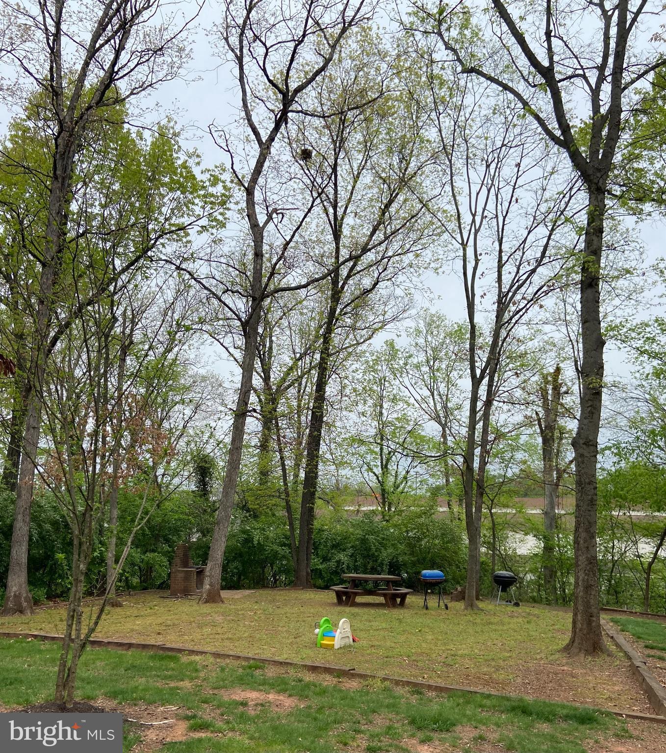 ROLLINGWOOD - Residential