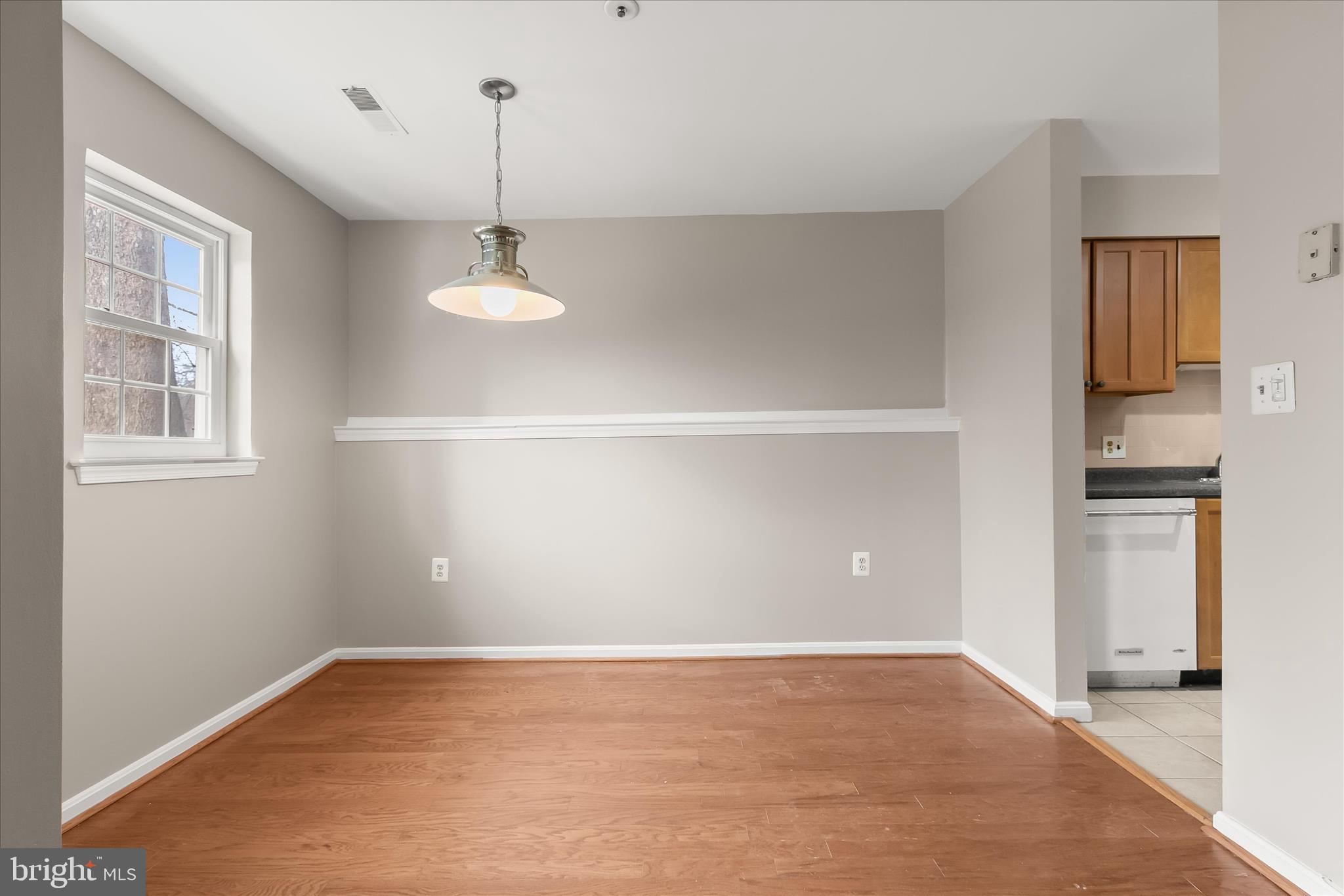 VILLAGE OF MONTGOMERY RUN - Residential