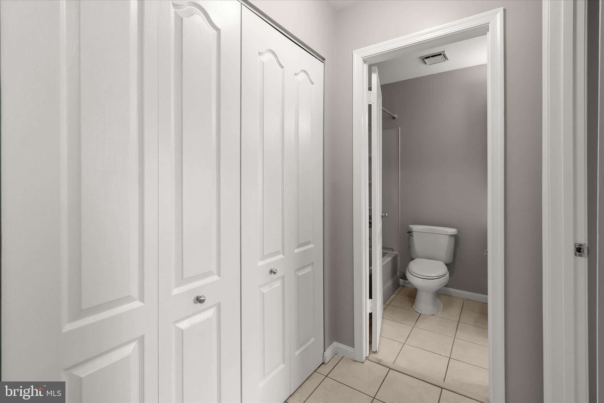 VILLAGE OF MONTGOMERY RUN - Residential