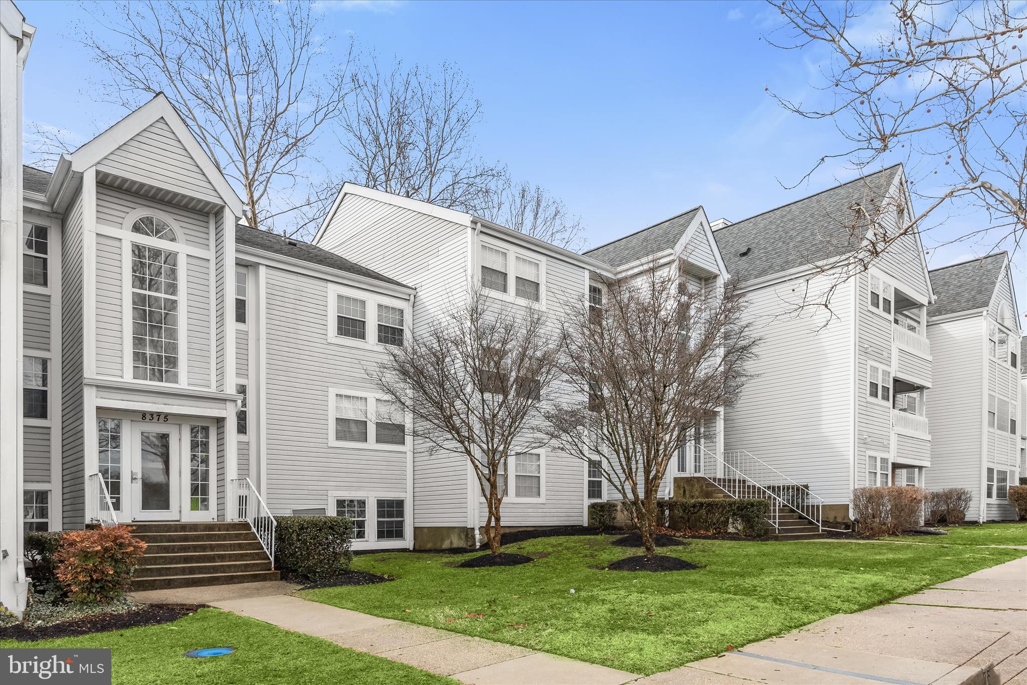 VILLAGE OF MONTGOMERY RUN - Residential