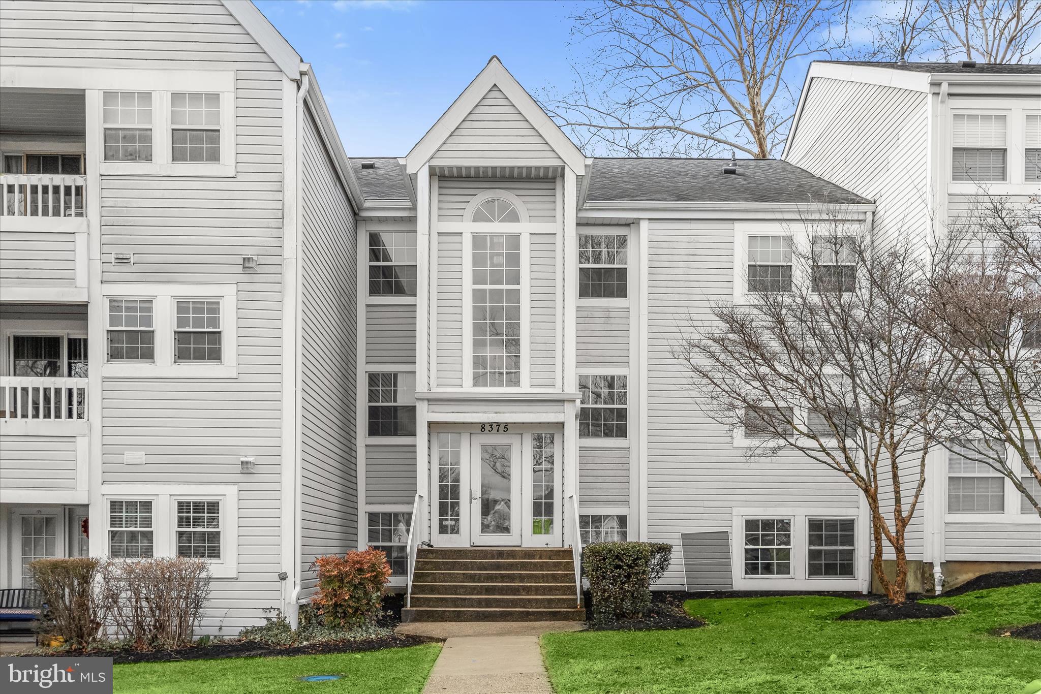 VILLAGE OF MONTGOMERY RUN - Residential