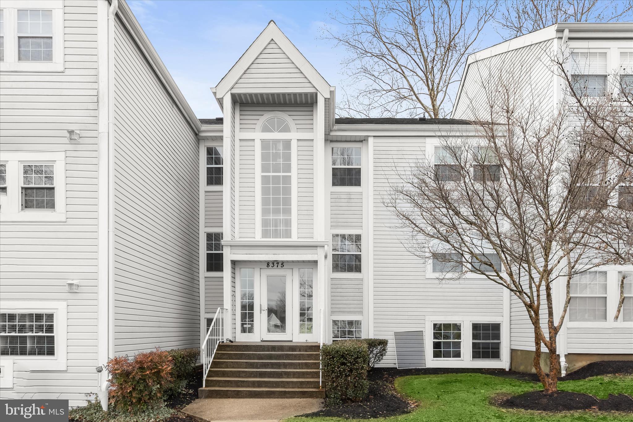 VILLAGE OF MONTGOMERY RUN - Residential