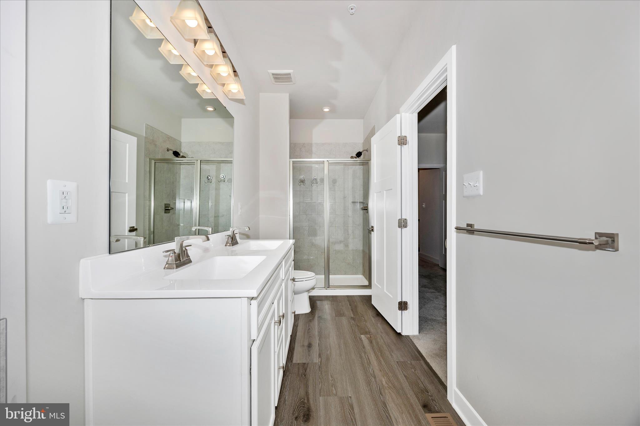 BELLE AIR TOWNHOMES - Residential