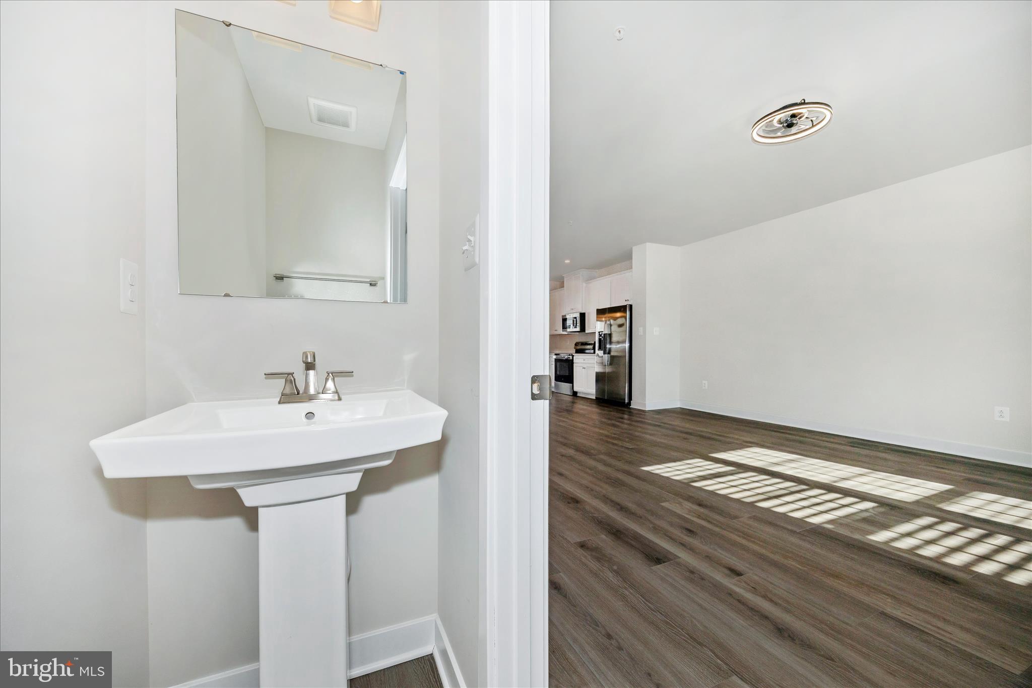 BELLE AIR TOWNHOMES - Residential