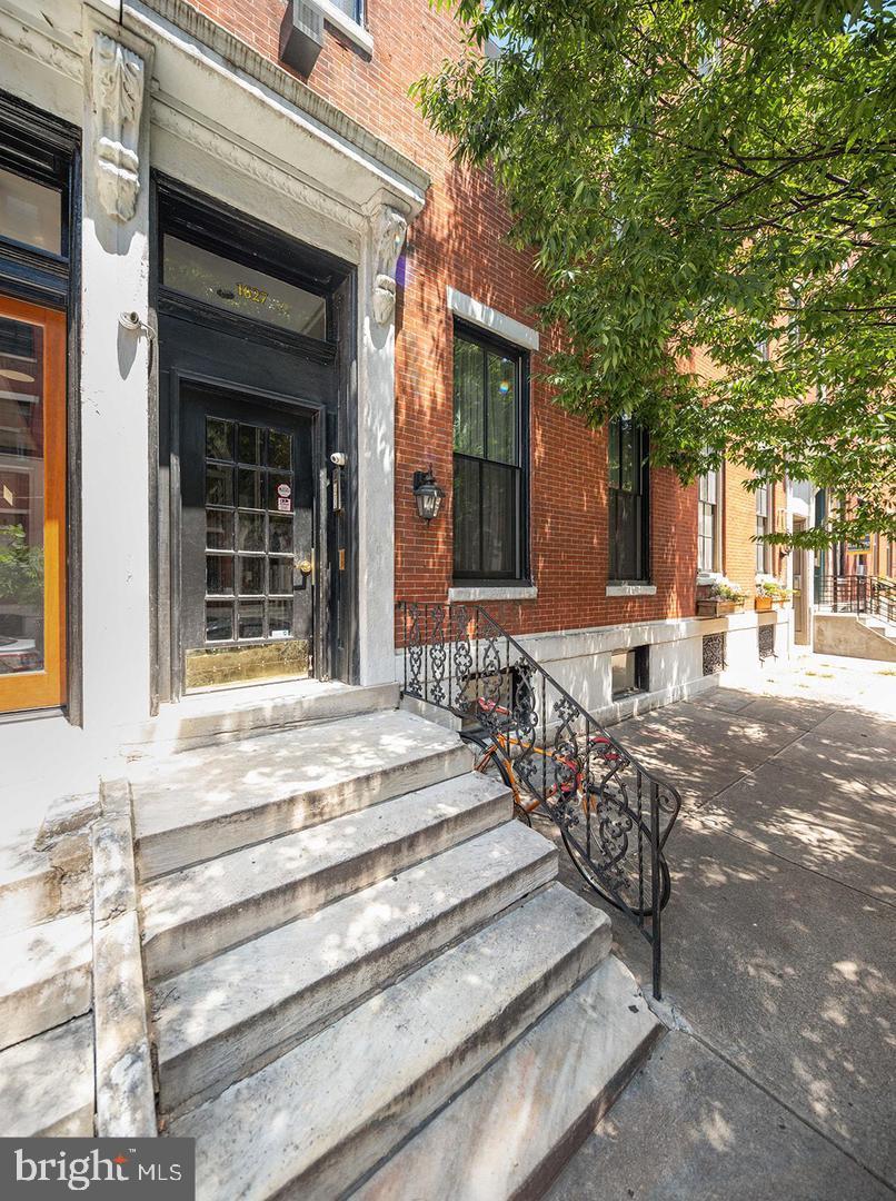 RITTENHOUSE SQUARE - Residential Lease