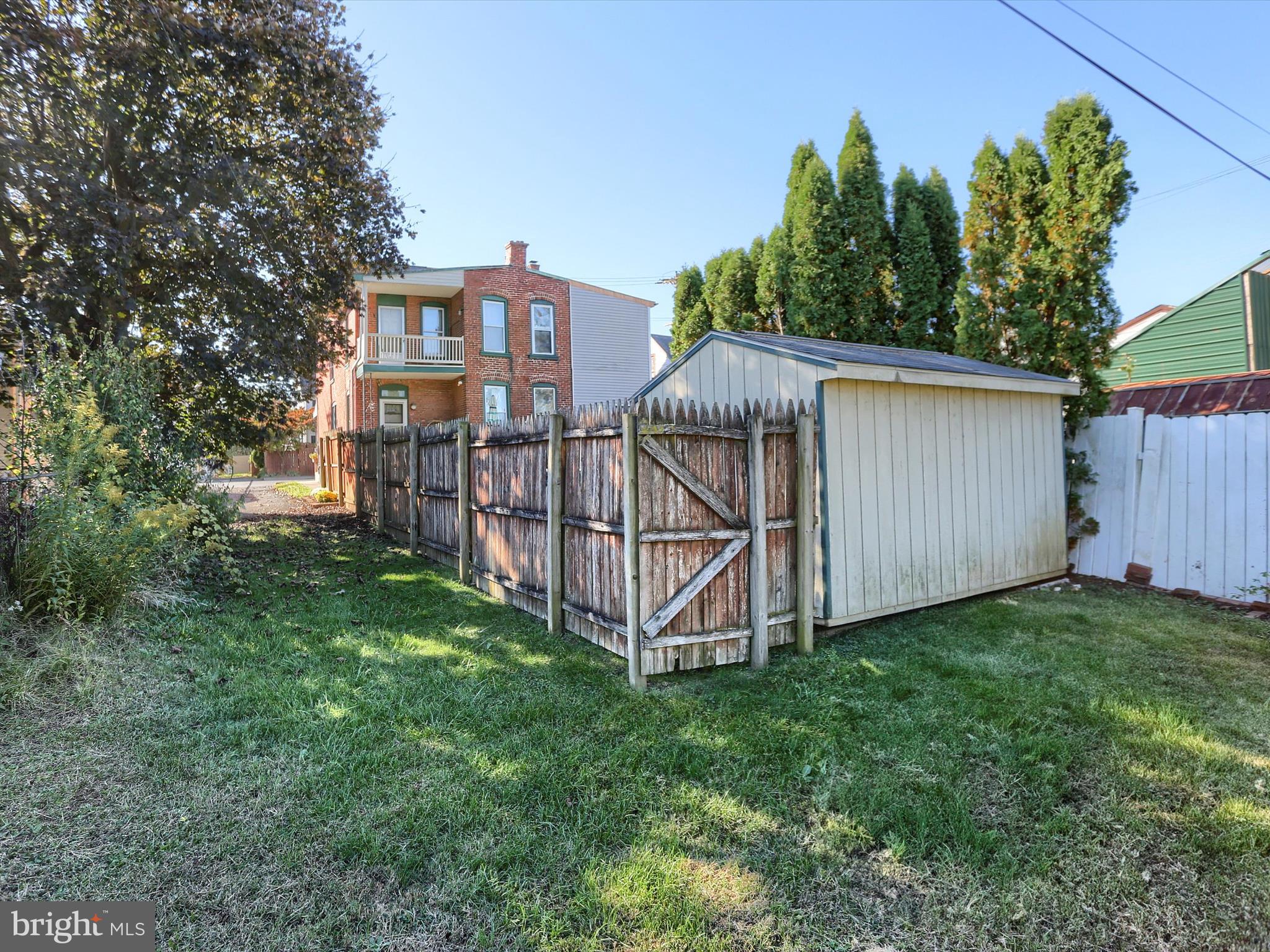 LEBANON - Residential