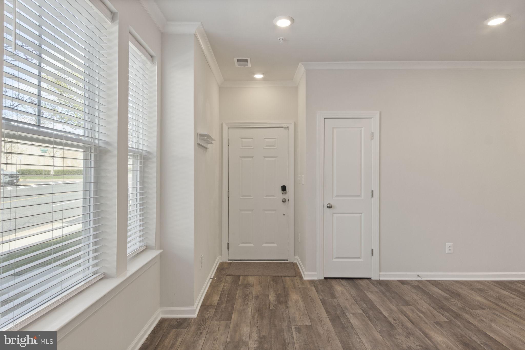 POTOMAC TOWN CENTER - Residential