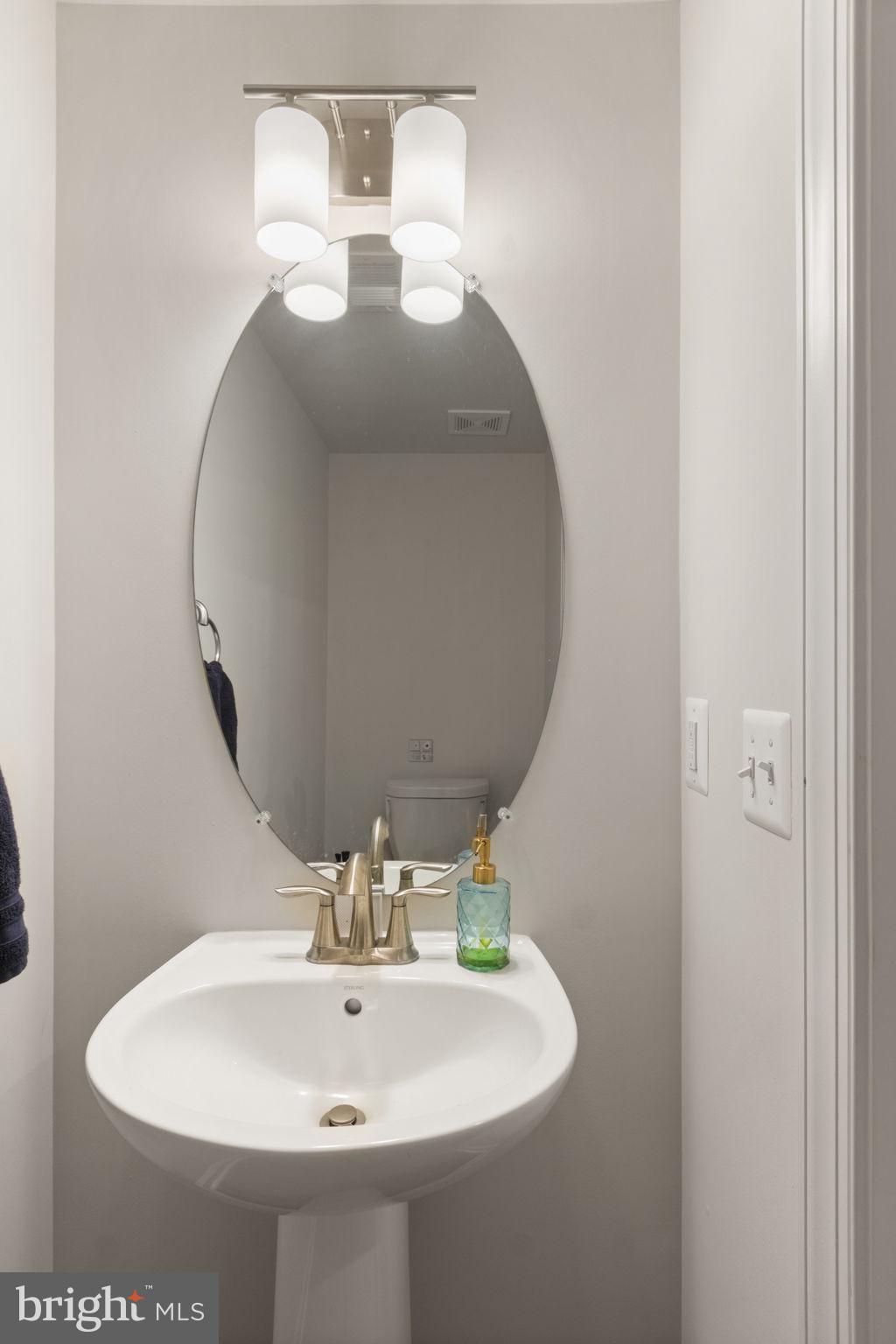 POTOMAC TOWN CENTER - Residential