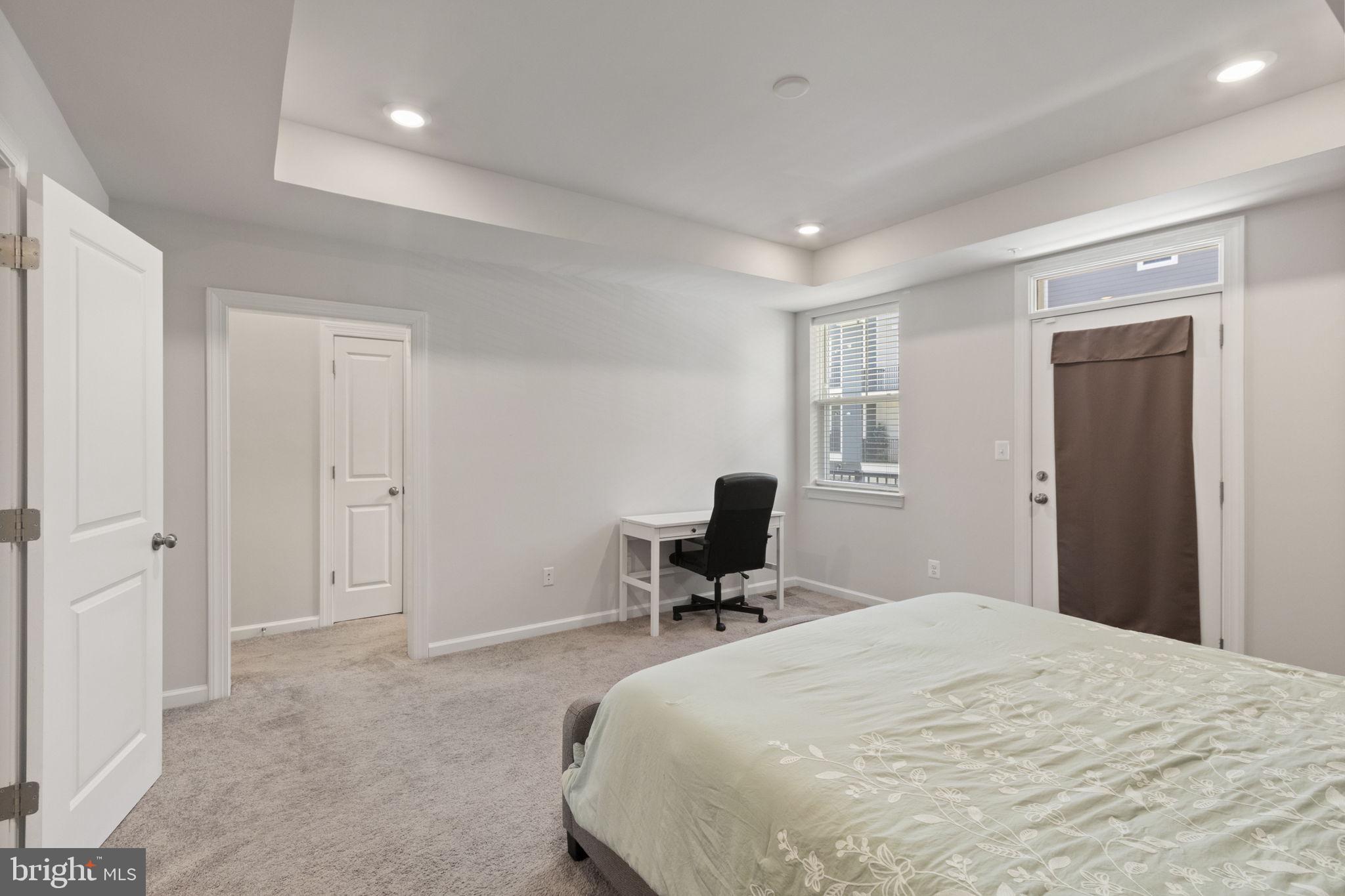 POTOMAC TOWN CENTER - Residential