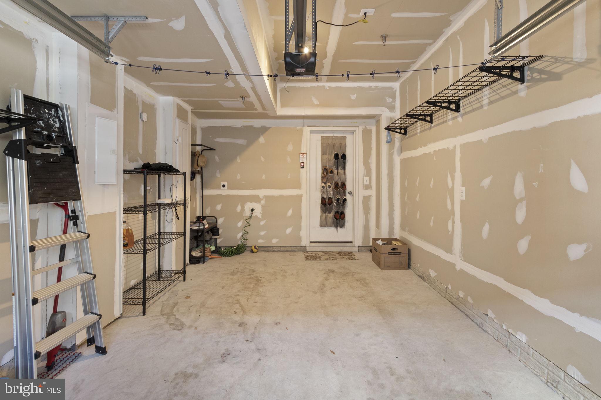 POTOMAC TOWN CENTER - Residential