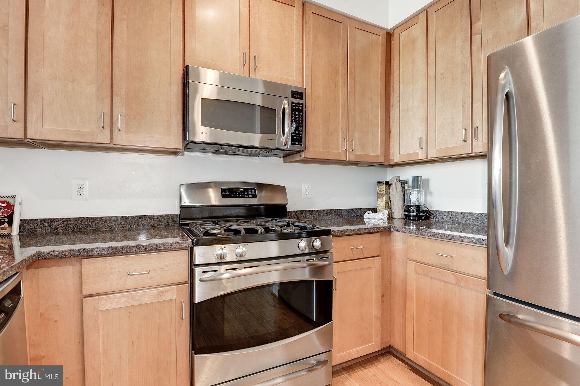 ELAN AT EAST MARKET - Residential